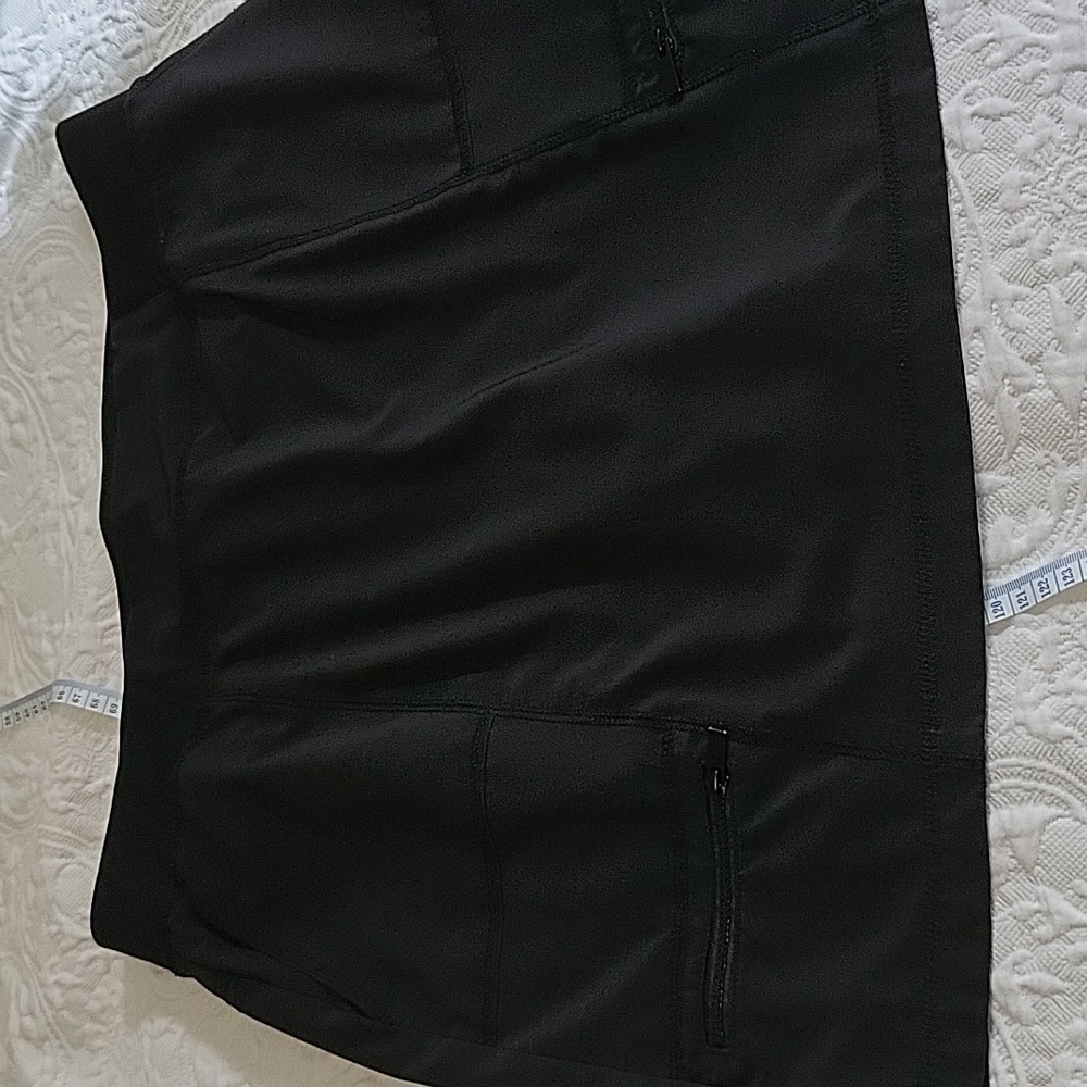 Chicos size 2 Zenergy skort